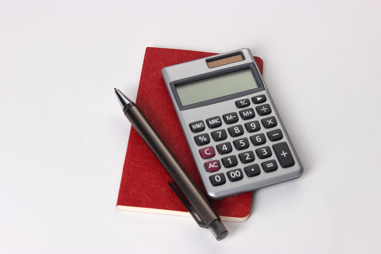 Dicas essenciais para manter o fiscal em dia